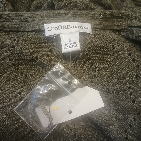 Croft & Barrow Women's Olive Cardigan - Picture 6 of 8